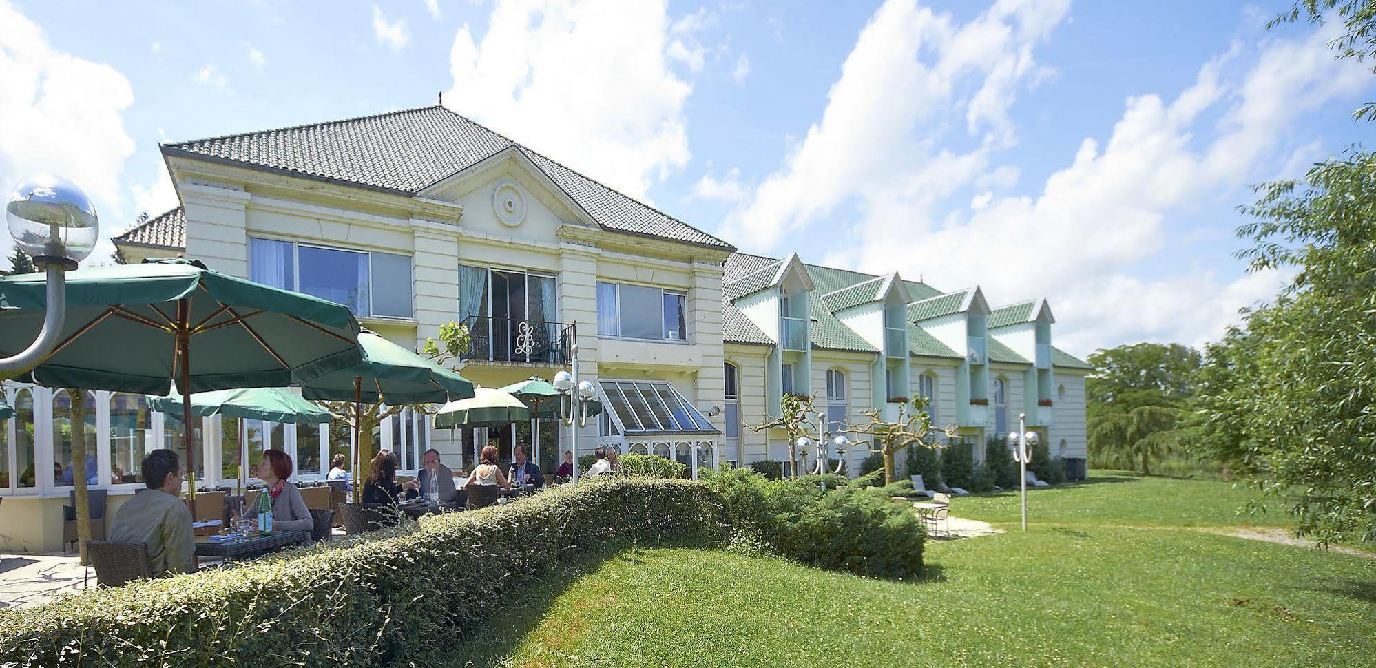 Hotel Restaurant Le Rive Gauche Joigny Bagian luar foto